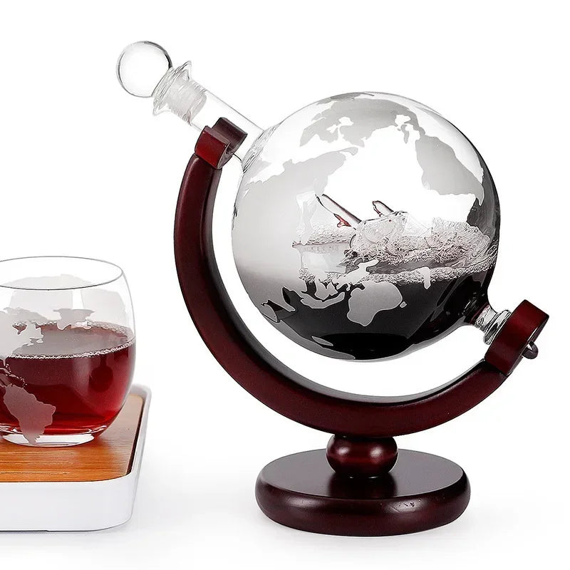 Globe Wine Decanter Glass